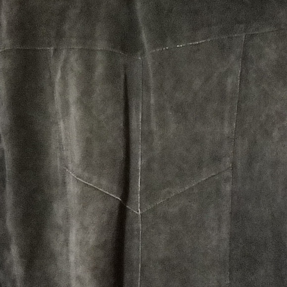 Maxima Wilson's suede leather jacket - Picture 8 of 13